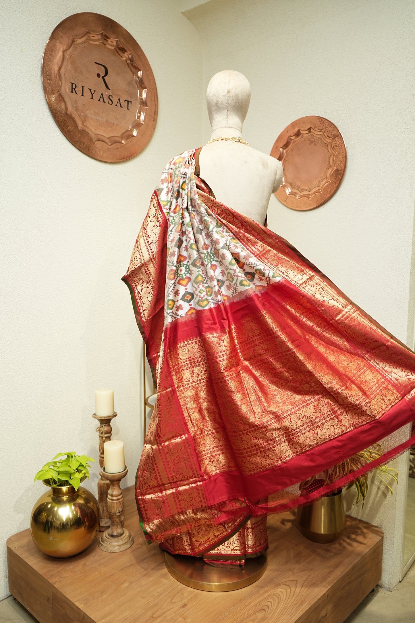 Kanjiwaram Ikkat Handloom Saree
